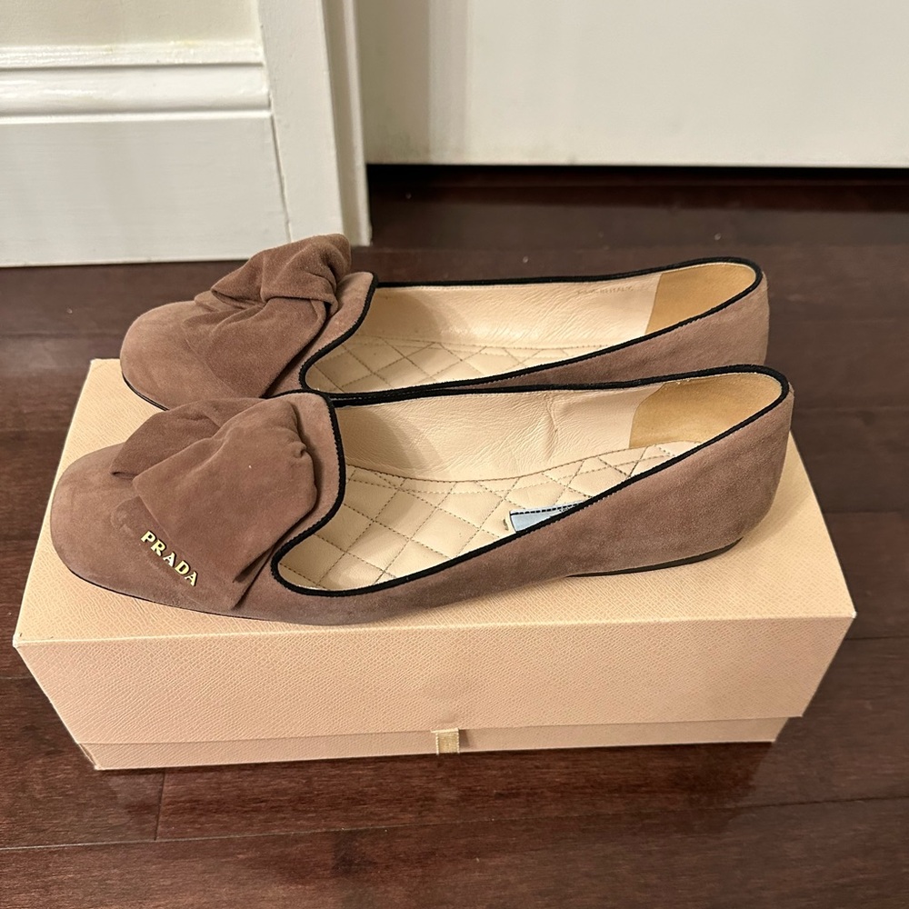 Prada Suede flats in excellent condition. Size 8